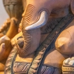 Олимпийские мотивы в традиционной художественной резьбе по дереву